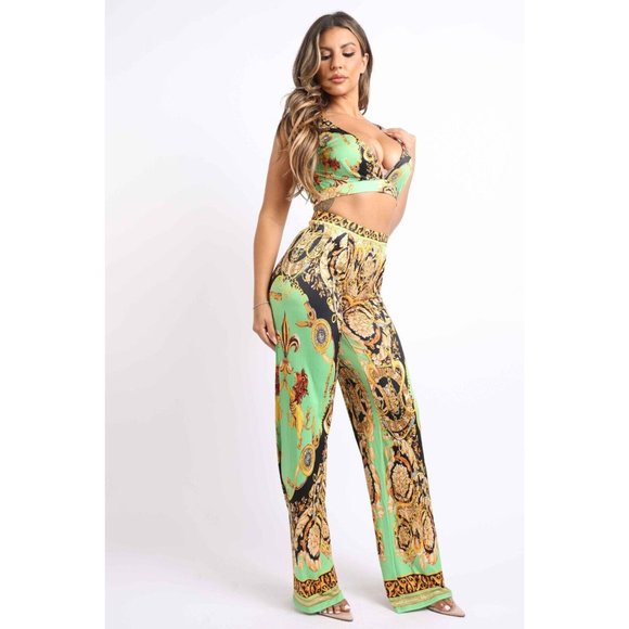 Women's Printed Sleeveless Crop Top And Matching Flare Pants Party Outfit Set - Picture 12 of 13